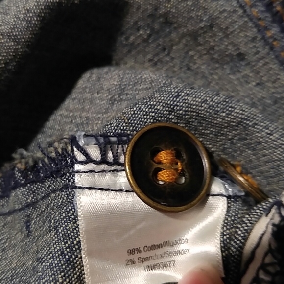 St. John’s Bay Petite Stretch Denim Jacket size Medium Petite - Picture 4 of 4